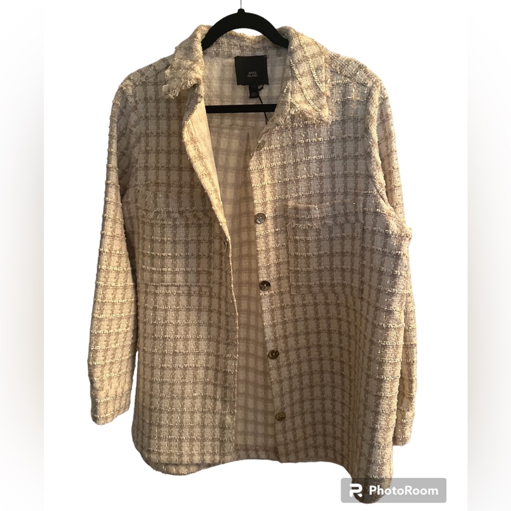 River island Shirt jacket in in plaid.  Long sleeve size L